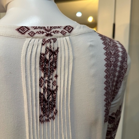 Daniel Rainn Boho Maroon and Cream Blouse Size M - Picture 4 of 6